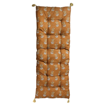 Mattress w flower pattern terracotta