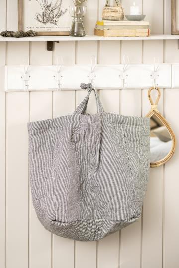 IB Bag quilted white and dark grey stripes