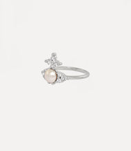 Vivienne Westwood Feodora Ring Platinum White CZ CREAMROSE PEARL