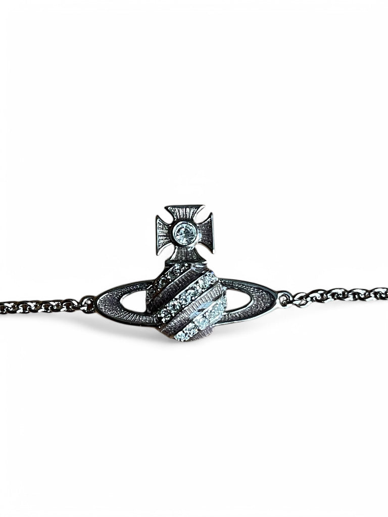 Vivienne Westwood Assita Bas Relief Bracelet Platinum