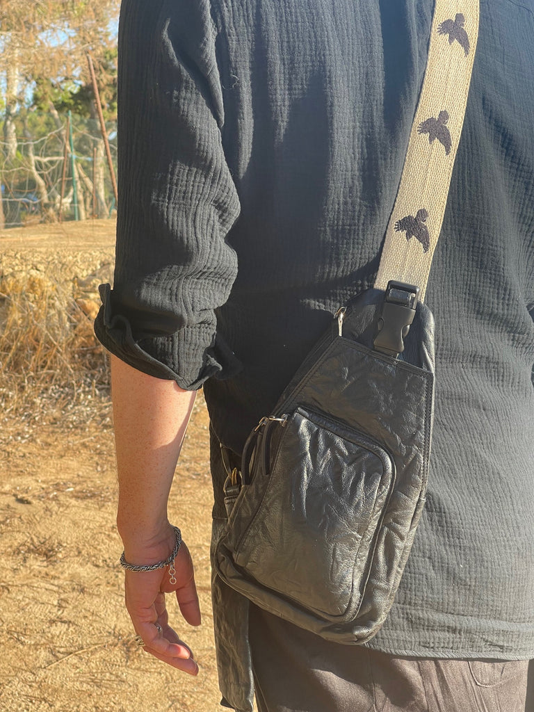 WDTS Crossbody Sling Bag Crow Strap