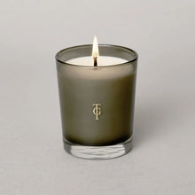 True Grace - Black Lily Classic Candle