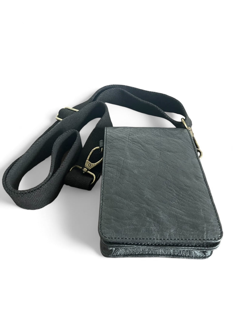 WDTS Cloudy leather black phone/ wallet bag