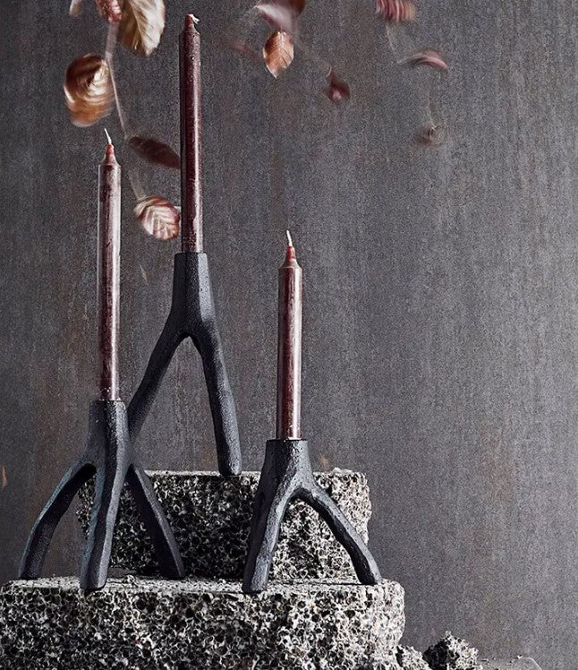 MUUBS Candle holder Aion L - Black Casted Iron - W14,7xL16,4xH17 cm