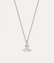 Vivienne Westwood Balbina Pendant - Platinum / Cream Pearl